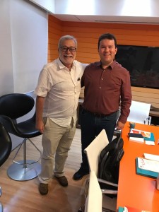 Diretor executivo estratégico da UBEC, prof.Márcio Pereira Dias e o jornalista George Vidor.